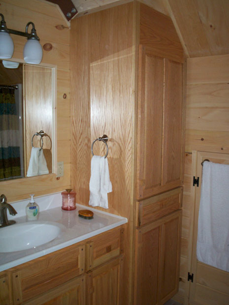 Hand Crafted Soild Oak Bathroom Vanity and Cabinets: Grove